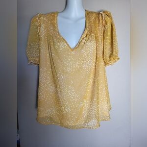 NEW- Express Yellow Puff Sleeve Blouse, Size Medium